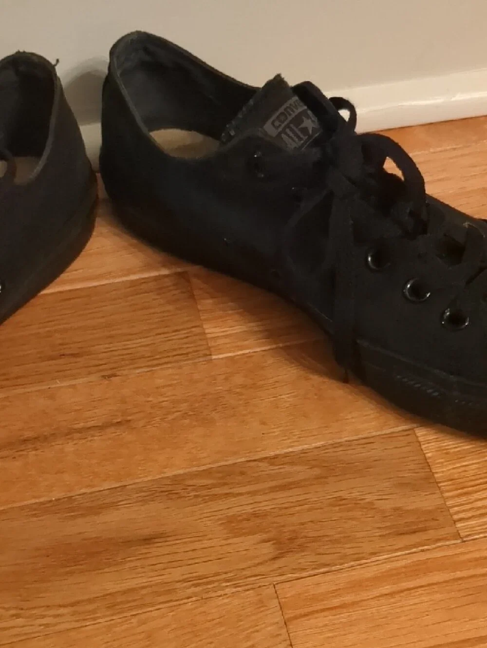 Converse Low Top Sneakers in Solid Black - Picture 3 of 12